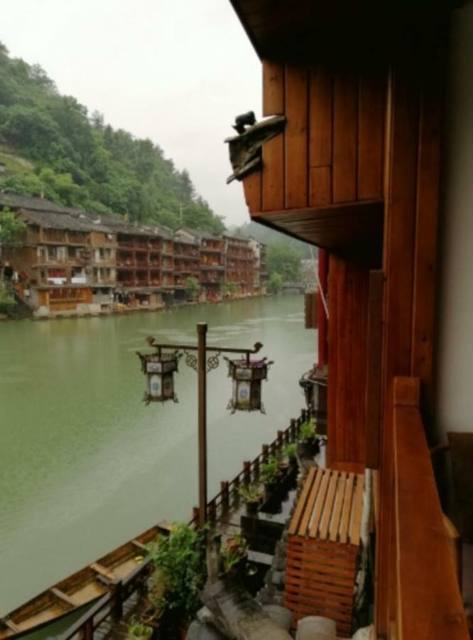 沱江缘民宿 Fenghuang Zewnętrze zdjęcie