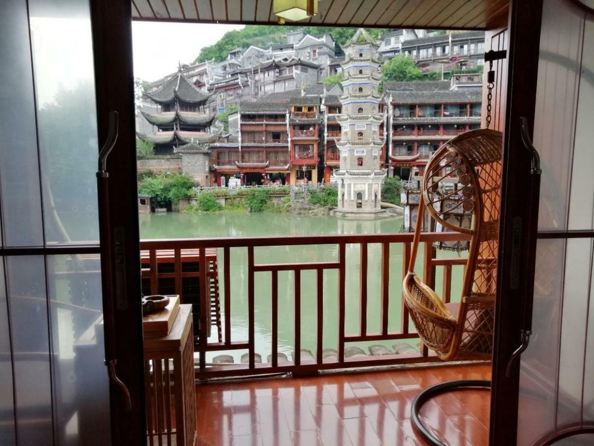 沱江缘民宿 Fenghuang Zewnętrze zdjęcie
